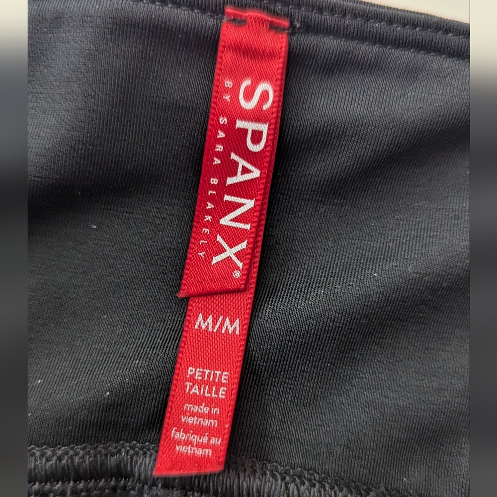 SPANX Faux Leather Camo Leggings Size Medium Petite - Picture 4 of 12